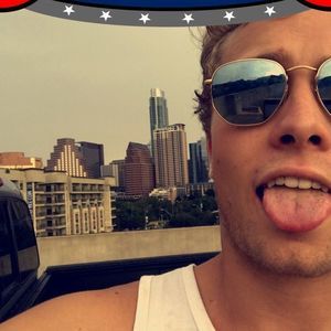 Meet your Posher, Jake